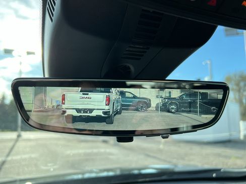 New 2026 Buick Enclave Sport Touring image 31