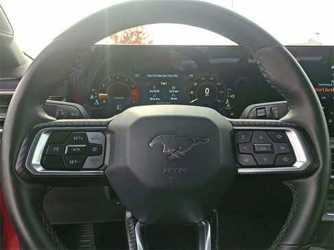 Used 2025 Ford Mustang Premium image 16
