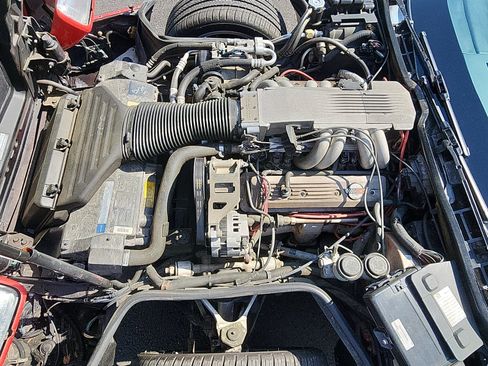 Used 1990 Chevrolet Corvette Convertible RWD image 11
