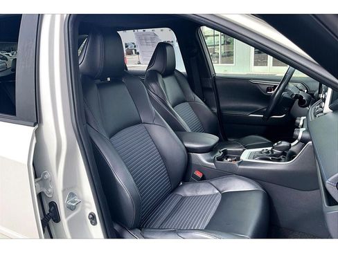 Used 2020 Toyota RAV4 XSE image 8