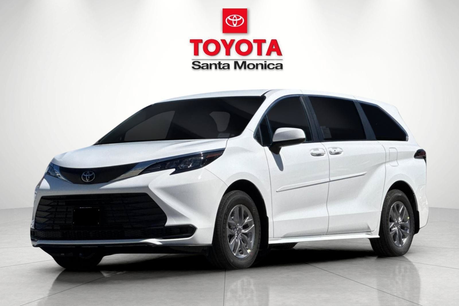 New 2026 Toyota Sienna LE FWD image 6