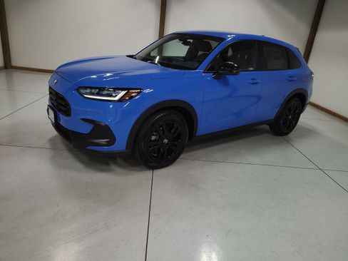 New 2027 Honda HR-V Sport image 4