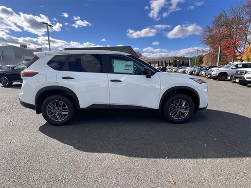 New 2026 Nissan Rogue S image 6