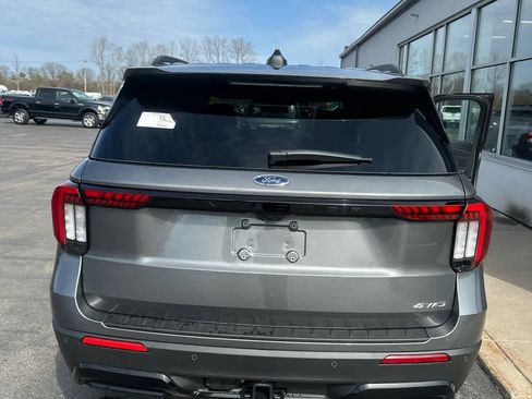New 2026 Ford Explorer ST-Line AWD/4WD image 6