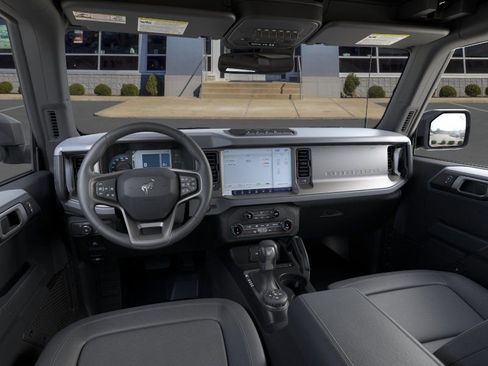 New 2025 Ford Bronco Big Bend w/ Black Diamond Package AWD/4WD image 9