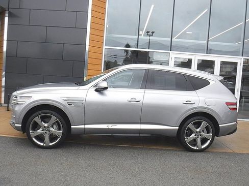 Used 2024 Genesis GV80 3.5T w/ Prestige Package image 2