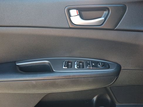 Used 2019 Kia Optima S w/ S Panoramic Sunroof Package FWD image 13