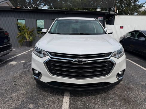 Used 2019 Chevrolet Traverse LT FWD image 2