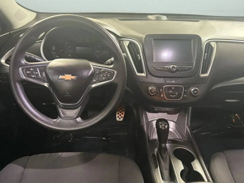 Used 2016 Chevrolet Malibu LS FWD image 11