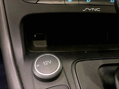 Used 2017 Ford Focus SEL w/ Cold Weather Package image 31