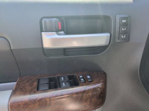 Used 2013 Toyota Tundra Platinum AWD/4WD image 13