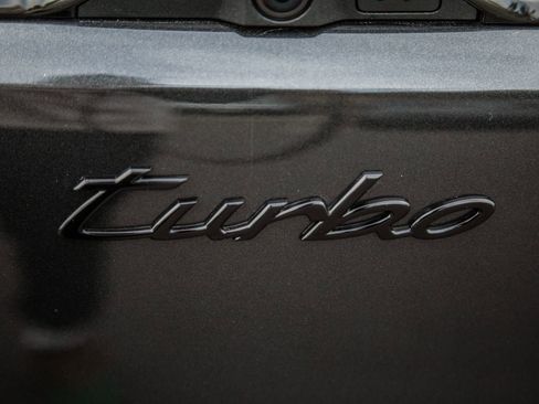 Certified 2025 Porsche Macan Turbo Electric AWD/4WD image 25