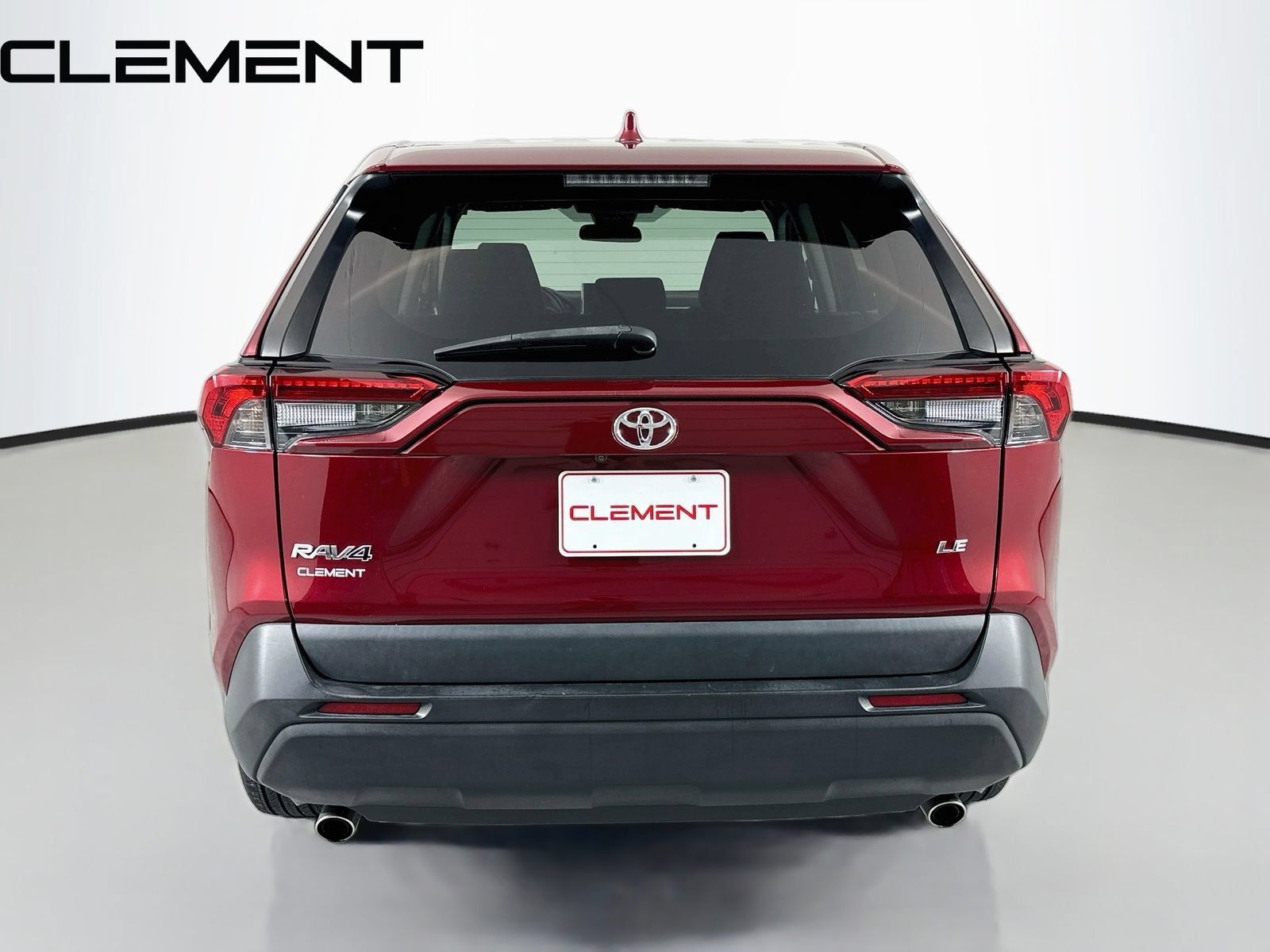 Used 2024 Toyota RAV4 LE FWD image 8