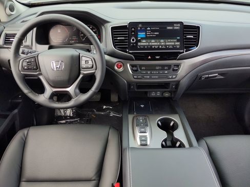 New 2025 Honda Ridgeline RTL+ image 17