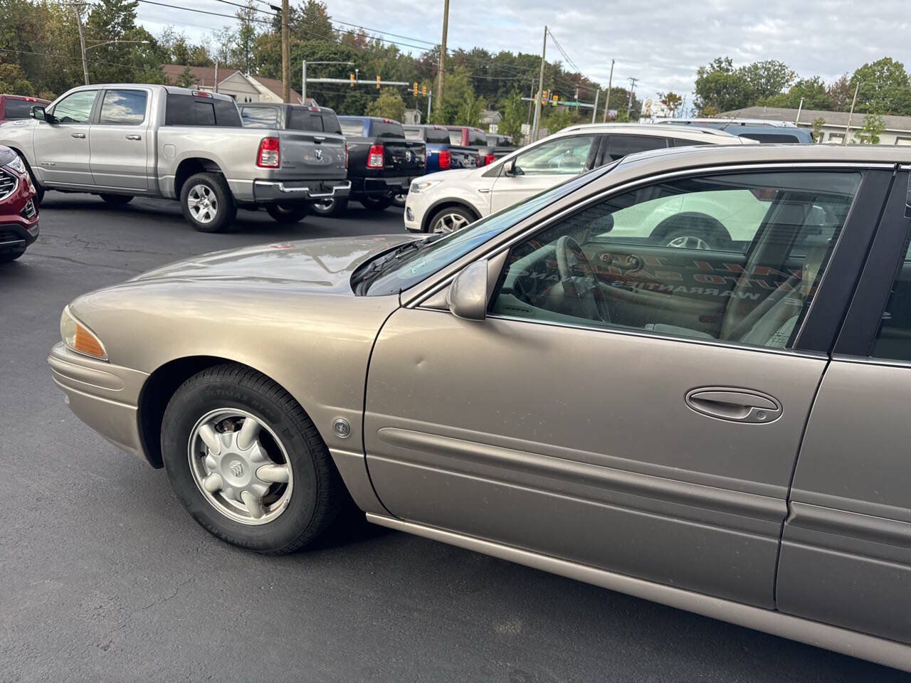 Used 2001 Buick Le Sabre Custom w/ Luxury Pkg FWD image 4