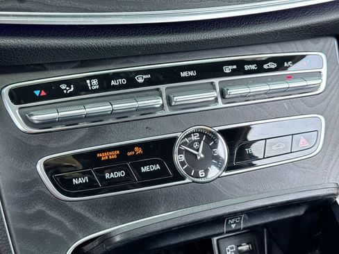 Used 2020 Mercedes-Benz E 350 4MATIC Sedan image 19