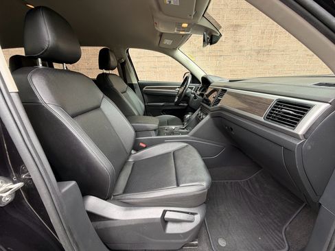 Used 2019 Volkswagen Atlas SE FWD image 21