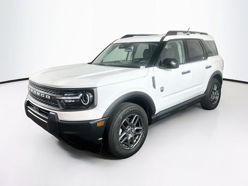 Used 2025 Ford Bronco Sport Big Bend AWD/4WD image 3