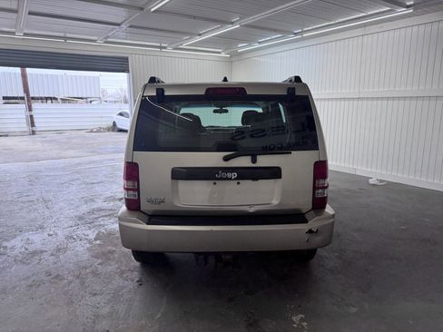 Used 2011 Jeep Liberty Sport w/ Trailer Tow Class III Group image 6