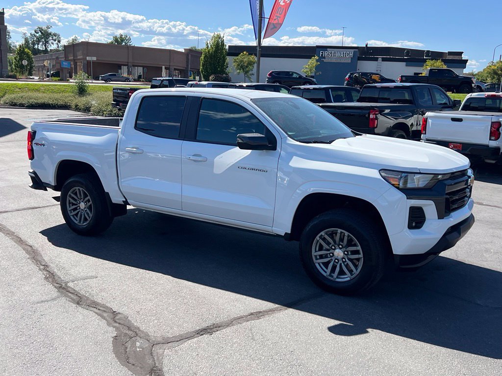 Certified 2024 Chevrolet Colorado LT w/ LT Convenience Package AWD/4WD image 9