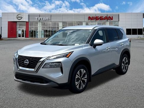 Used 2023 Nissan Rogue SV FWD image 3