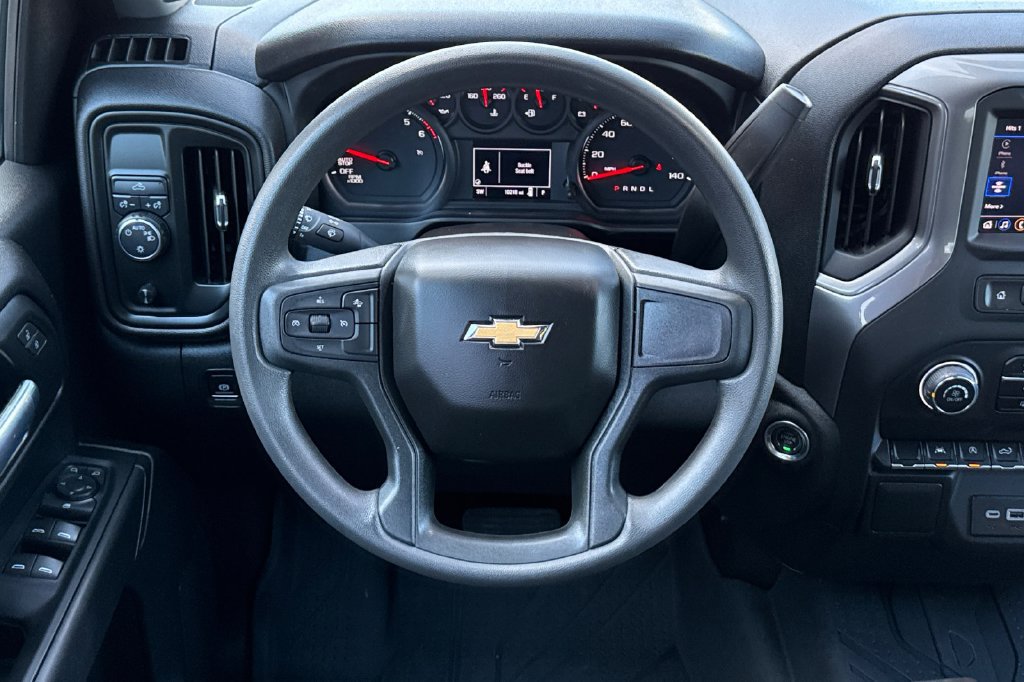 Used 2025 Chevrolet Silverado 1500 Custom RWD image 16