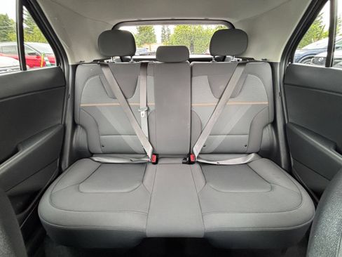 Used 2026 Kia Niro LX FWD image 36