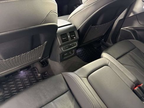 Used 2025 Audi Q5 2.0T Premium Plus w/ Premium Plus Package AWD/4WD image 15