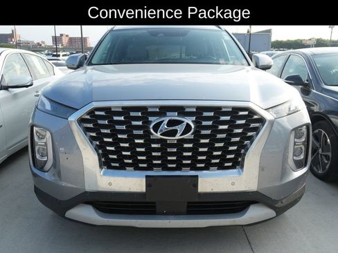 Used 2020 Hyundai Palisade SEL w/ Convenience Package FWD image 2