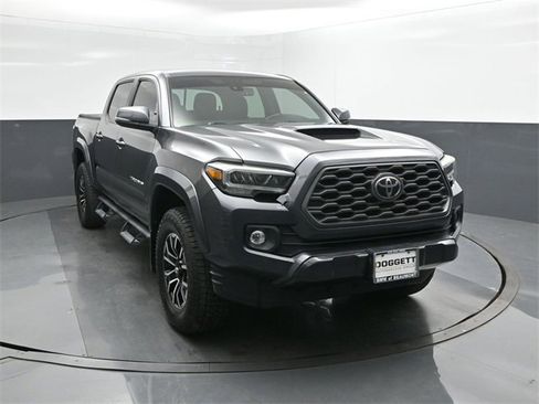 Used 2020 Toyota Tacoma TRD Sport image 22