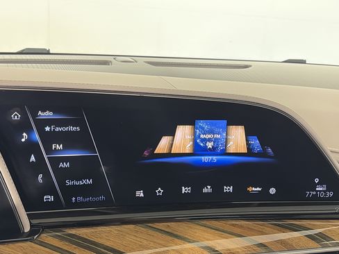 Used 2023 Cadillac Escalade ESV Premium Luxury Platinum w/ LPO, Radiant Package AWD/4WD image 25