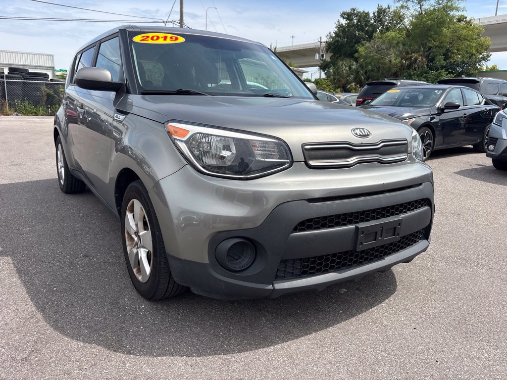 Used 2019 Kia Soul FWD image 1