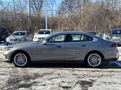 New 2025 BMW 530i xDrive AWD/4WD image 8