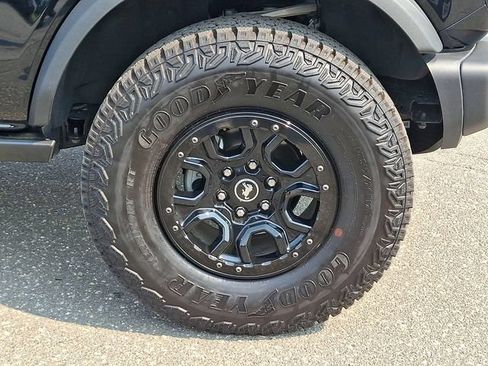 Used 2025 Ford Bronco Badlands w/ Sasquatch Package AWD/4WD image 29