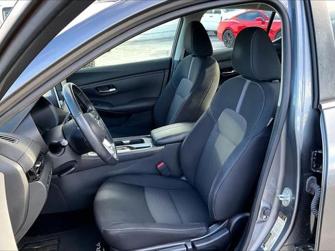 Used 2023 Nissan Sentra SV w/ All-Weather Package FWD image 11