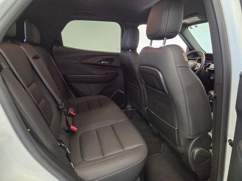 Used 2023 Chevrolet TrailBlazer ACTIV AWD/4WD image 16