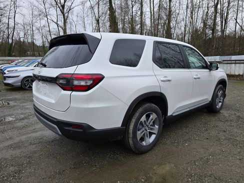 New 2025 Honda Pilot EX-L image 3