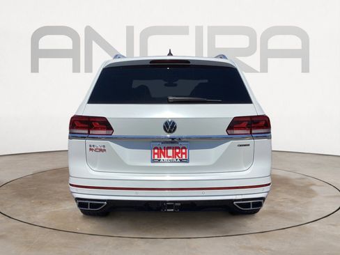 Used 2023 Volkswagen Atlas SEL Premium image 13