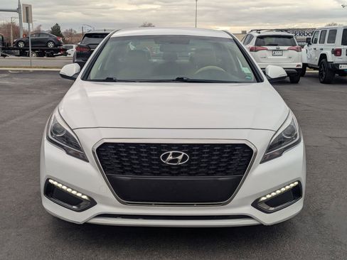Used 2017 Hyundai Sonata Limited image 10