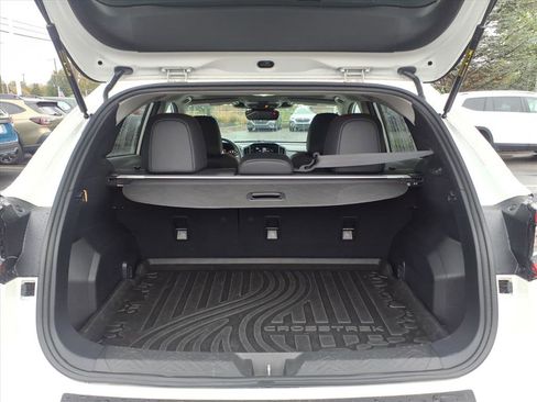 Used 2024 Subaru Crosstrek 2.5i Limited w/ Crosstrek Mirror Package image 12