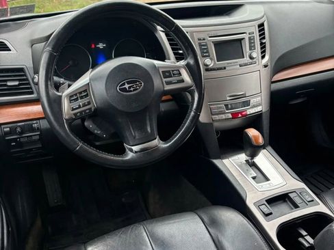 Used 2013 Subaru Outback 2.5i Limited w/ Moonroof Pkg image 37