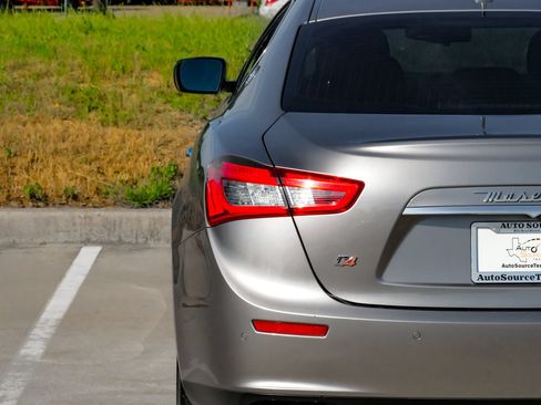 Used 2015 Maserati Ghibli S Q4 AWD/4WD image 51