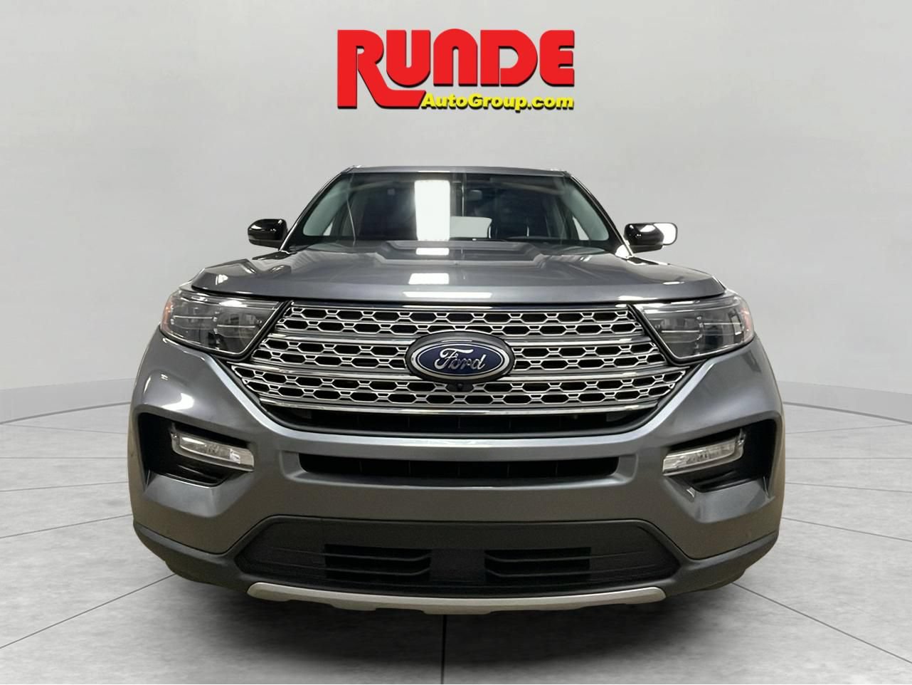 Used 2023 Ford Explorer Limited AWD/4WD image 8