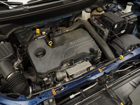 Certified 2022 Chevrolet Equinox LS FWD image 42