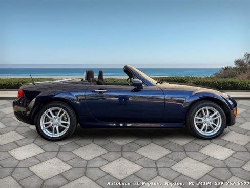 Used 2009 MAZDA MX-5 Miata Sport image 9