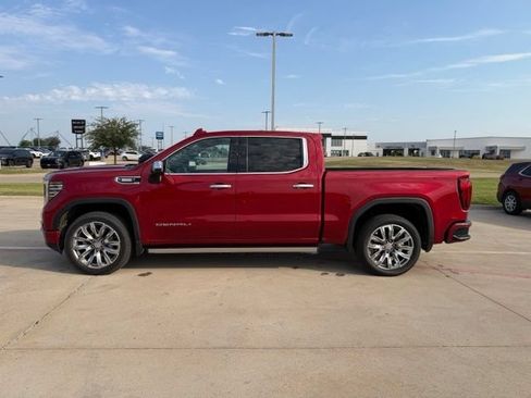 Used 2024 GMC Sierra 1500 Denali w/ Denali Reserve Package AWD/4WD image 7