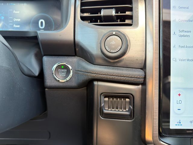 Used 2024 Ford F150 Lightning Lariat AWD/4WD image 41