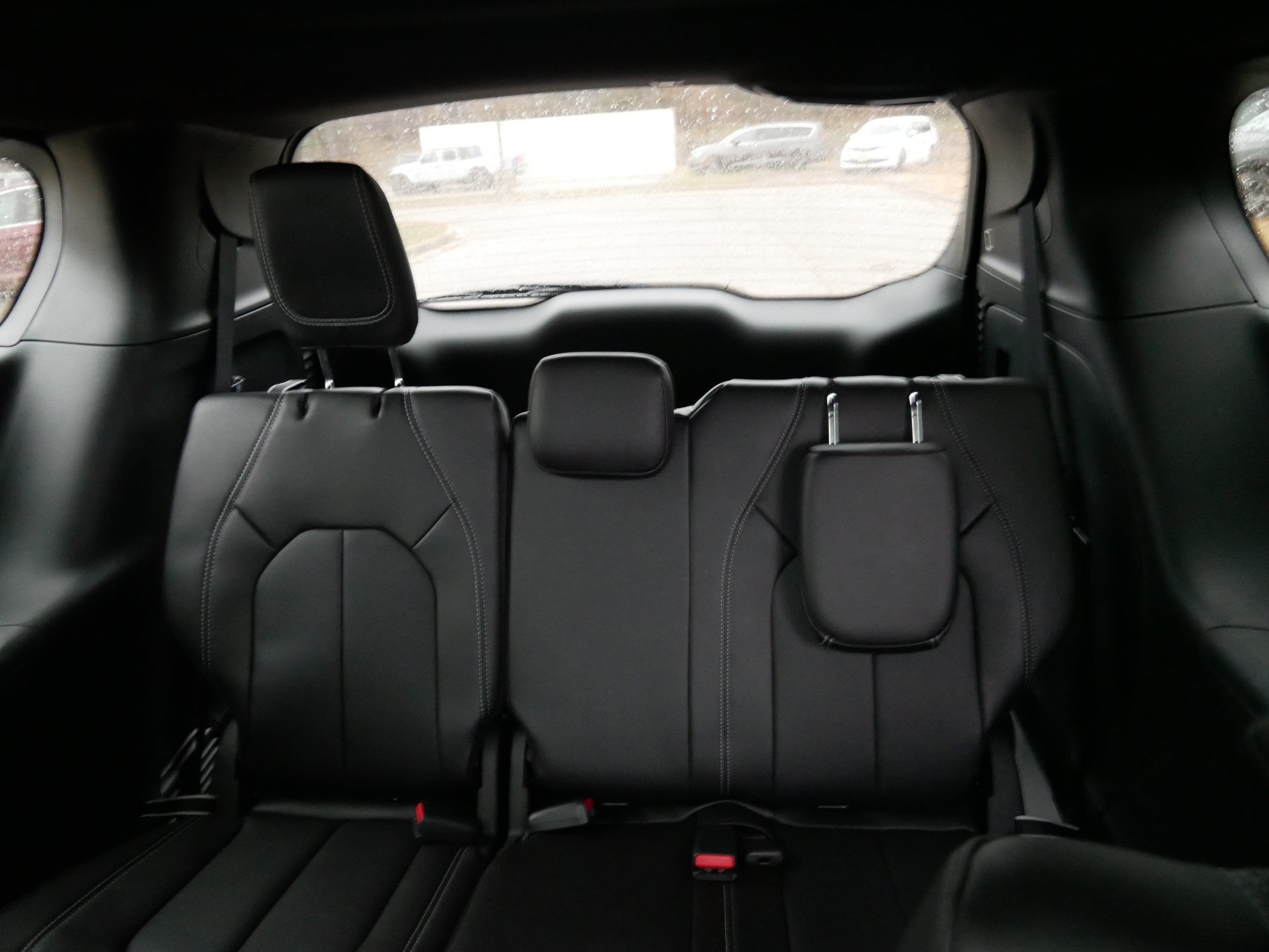 New 2026 Chrysler Pacifica Select AWD/4WD image 8