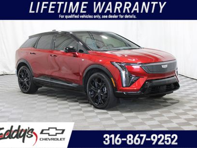 Used 2025 Cadillac Optiq Sport 2 w/ LPO, ONYX Package