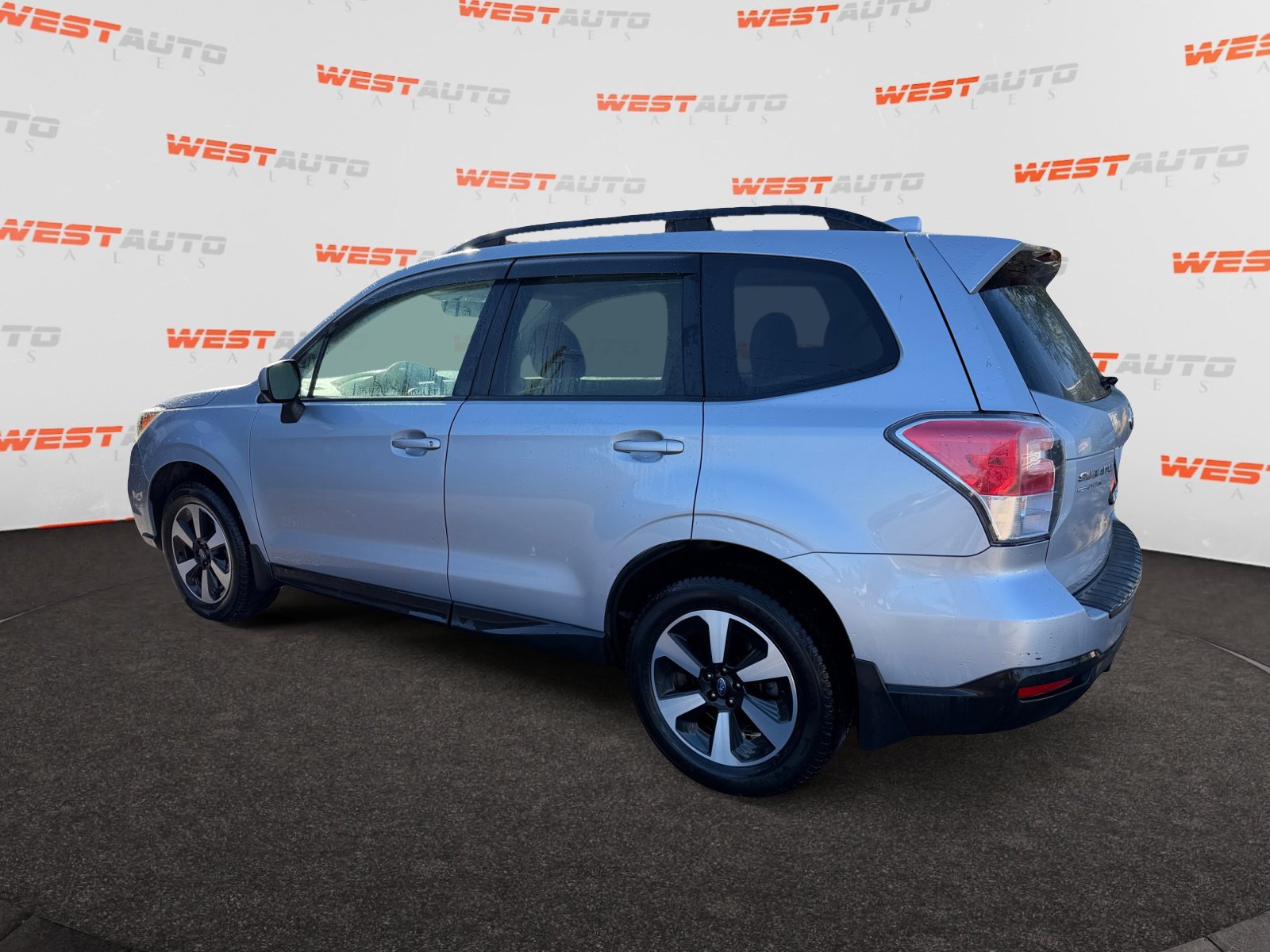 Used 2017 Subaru Forester 2.5i Premium w/ Protection Package #1 AWD/4WD image 3